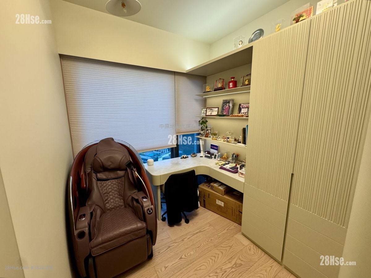 El Futuro Sell 3 Bedrooms , 3 Bathrooms 1,226 ft²