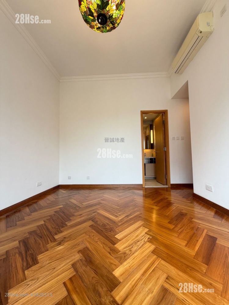 星堤 租盘 4 房 , 3 浴室 1,100 平方尺