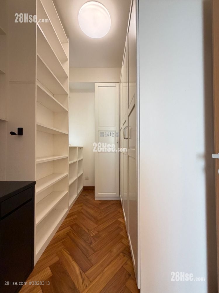 星堤 租盘 4 房 , 3 浴室 1,100 平方尺