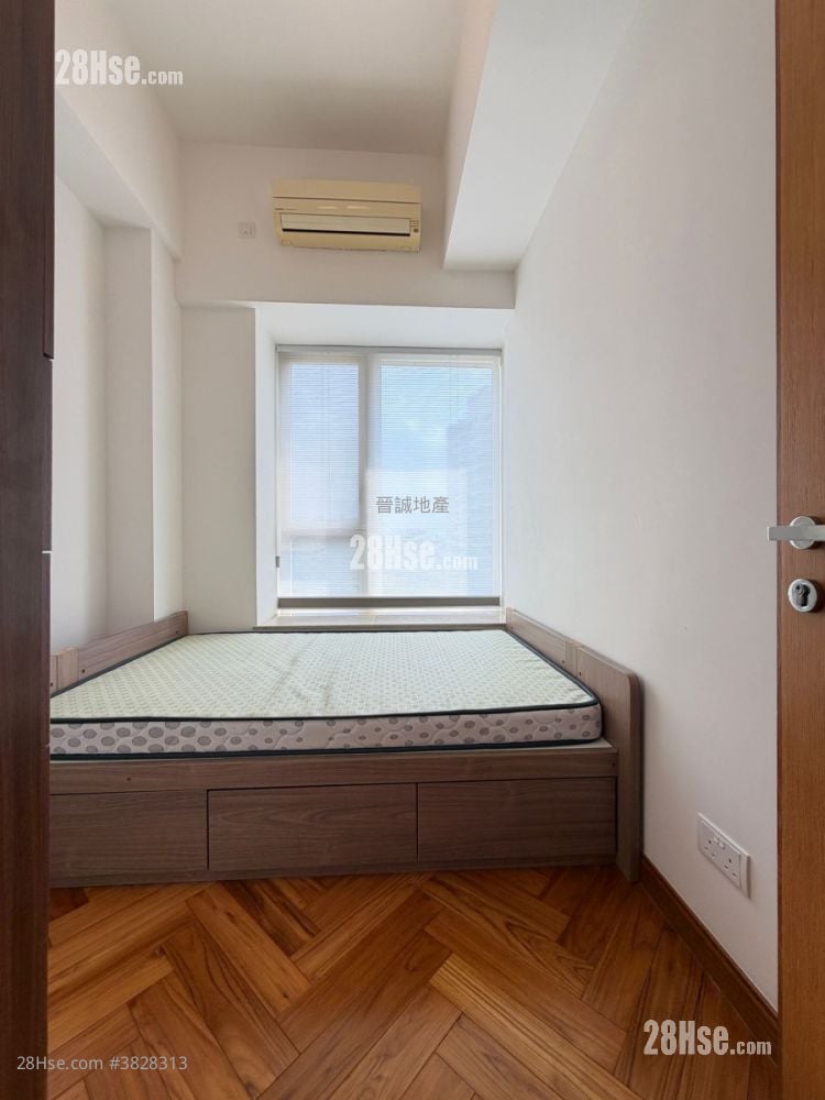 星堤 租盘 4 房 , 3 浴室 1,100 平方尺