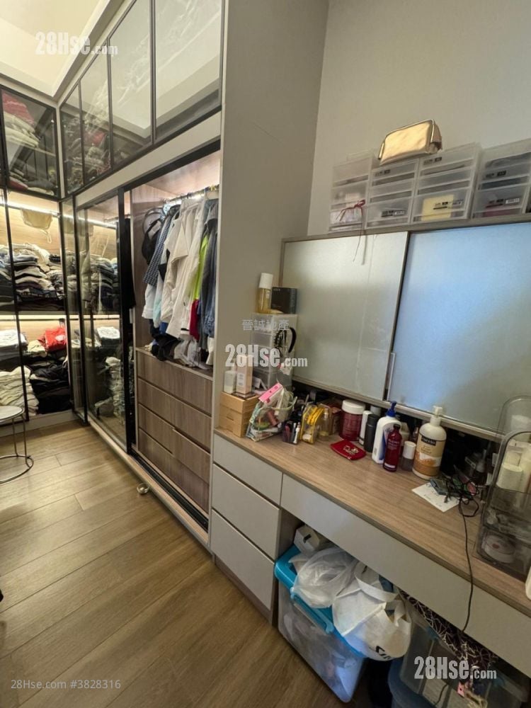 龍騰閣 售盤 4 房 , 3 浴室 1,743 平方呎