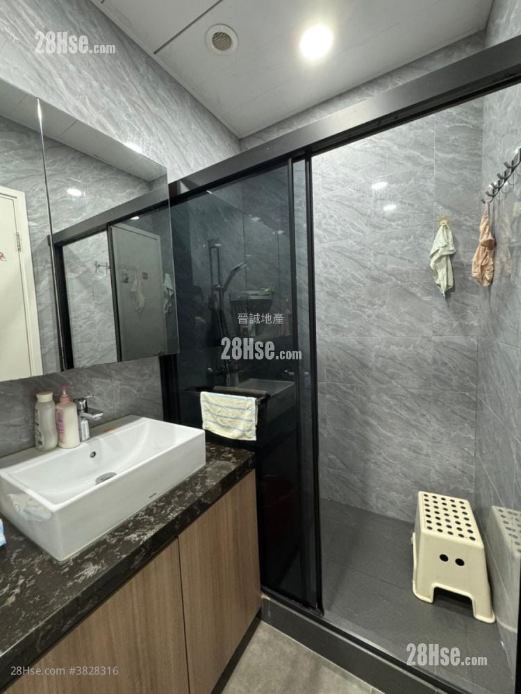 龍騰閣 售盤 4 房 , 3 浴室 1,743 平方呎