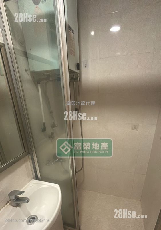 Apartment Sell 2 Bedrooms , 1 Bathroom 265 ft²