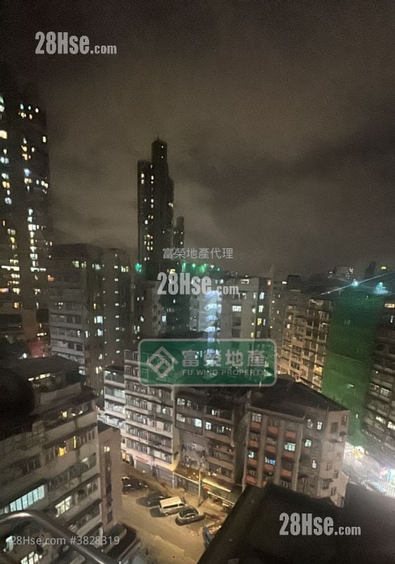 Apartment Sell 2 Bedrooms , 1 Bathroom 265 ft²