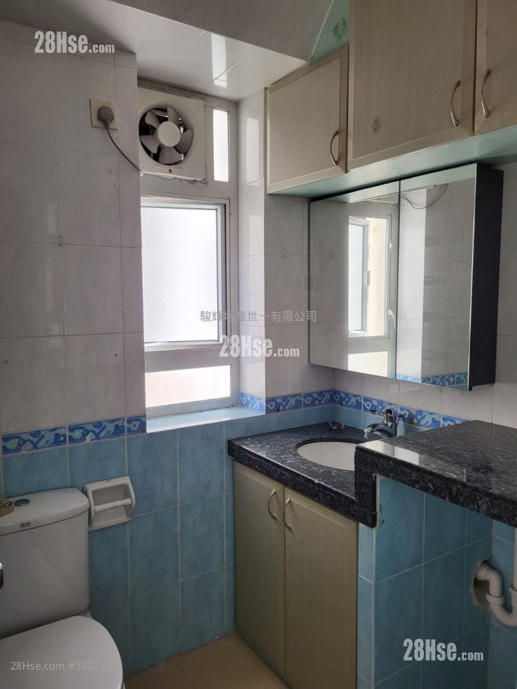 Nan Fung Sun Chuen Rental 3 Bedrooms , 1 Bathroom 516 ft²