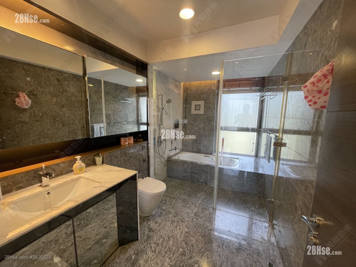 Hill Paramount Sell 3 Bedrooms , 3 Bathrooms 1,503 ft²