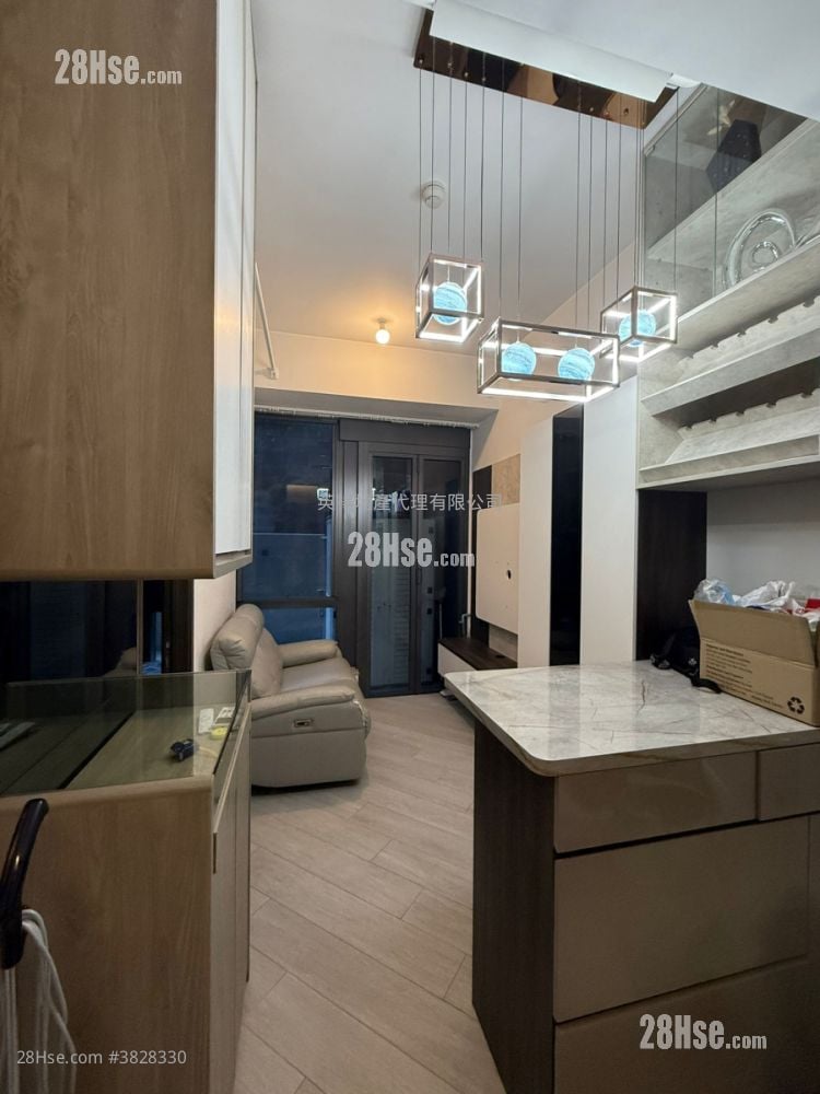 The Royale Sell 284 ft²