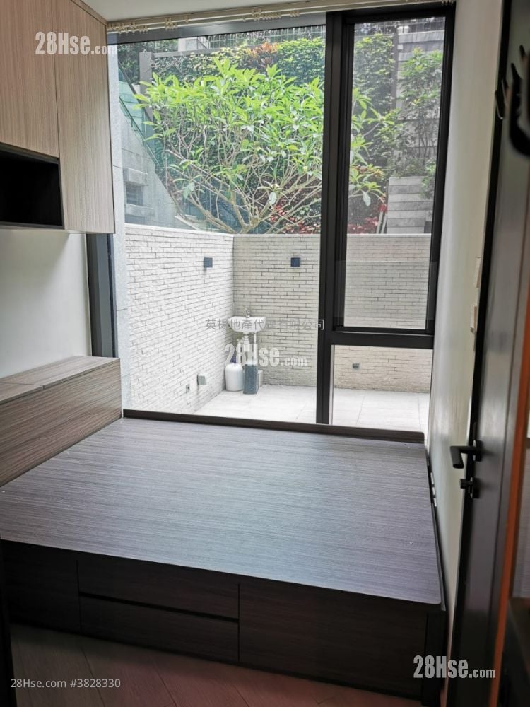 The Royale Sell 284 ft²