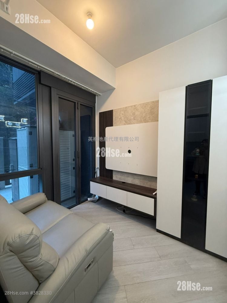 The Royale Sell 284 ft²