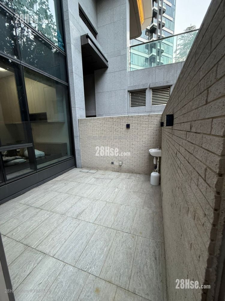 The Royale Sell 284 ft²