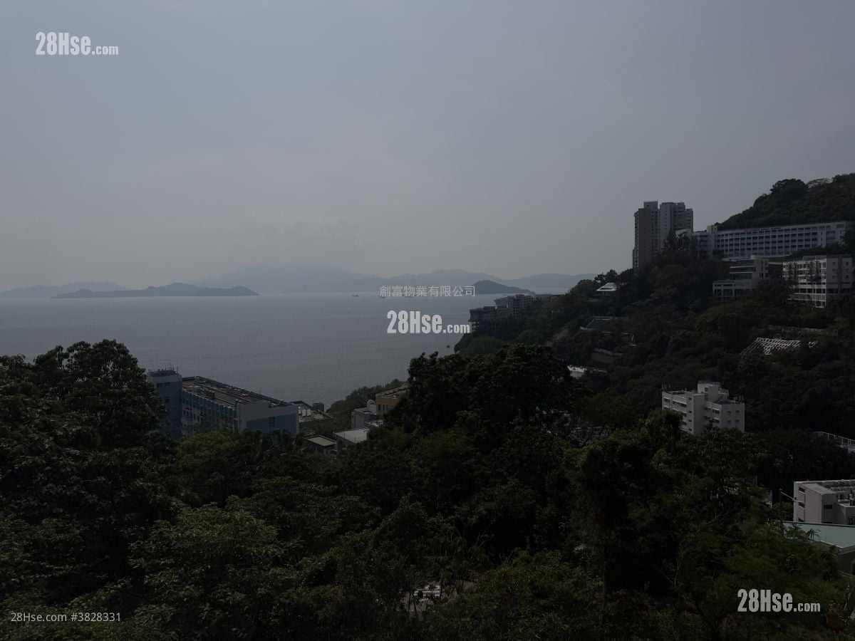 Bisney Terrace Sell 918 ft²