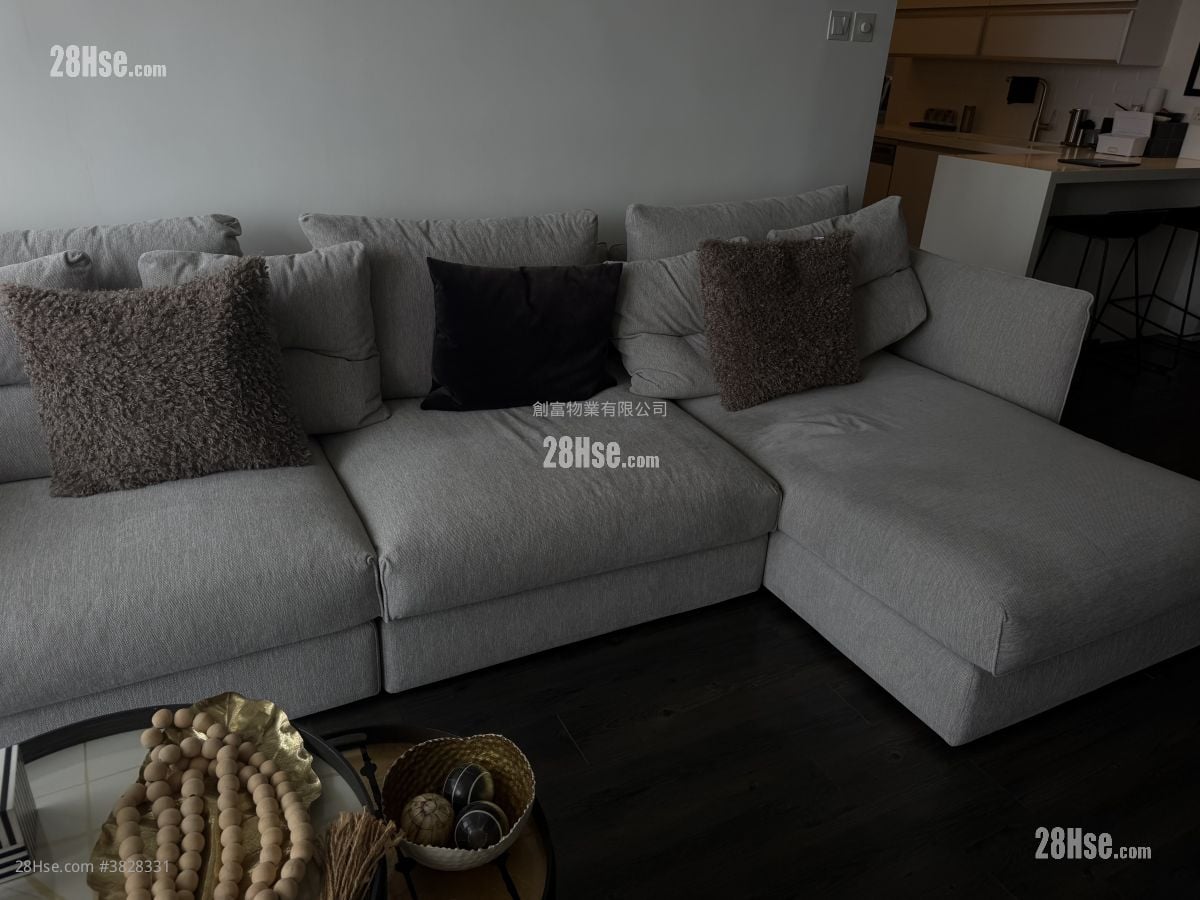 Bisney Terrace Sell 918 ft²