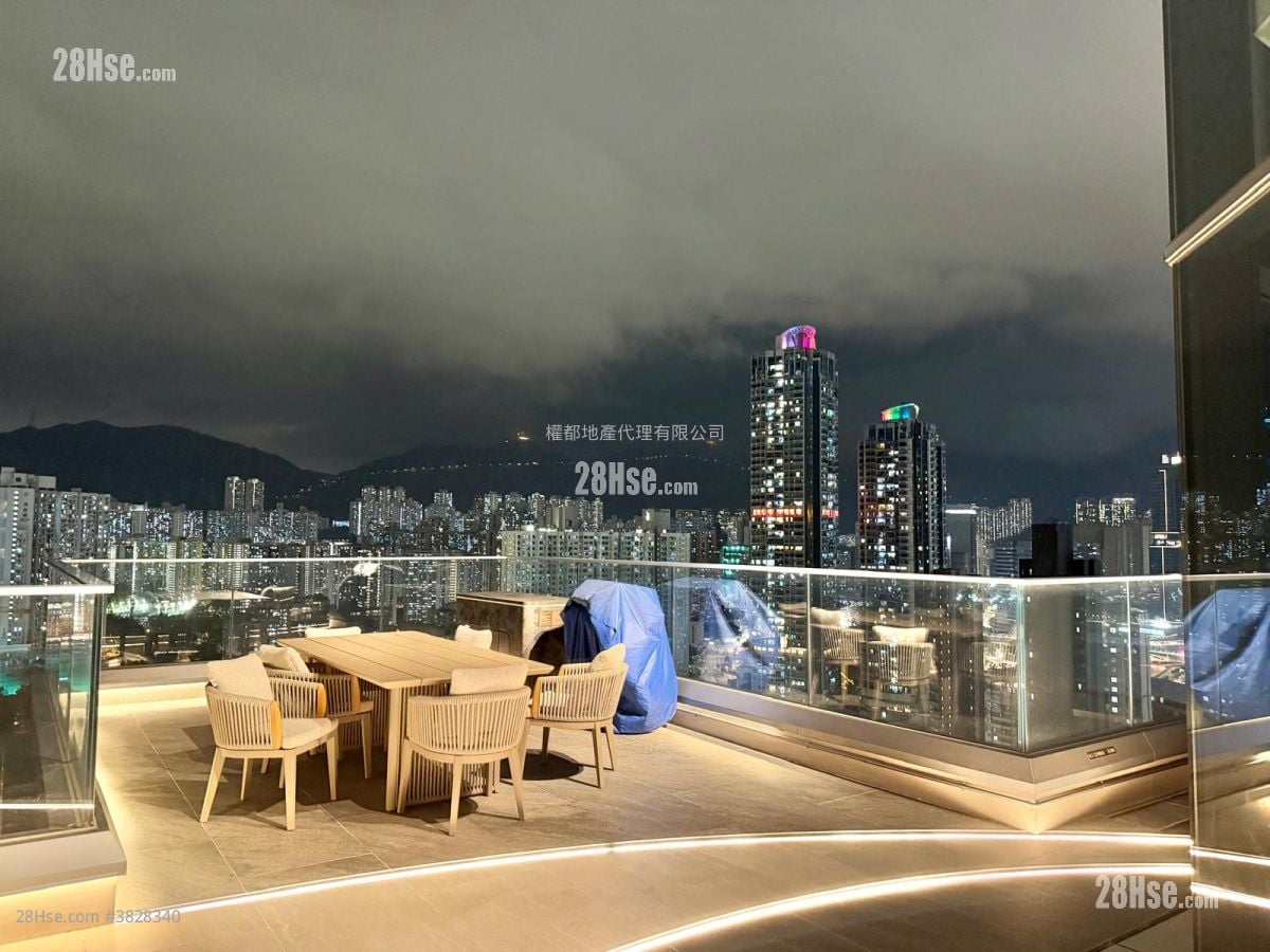 Eight Southpark Rental 1 Bedroom , 1 Bathroom 262 ft²