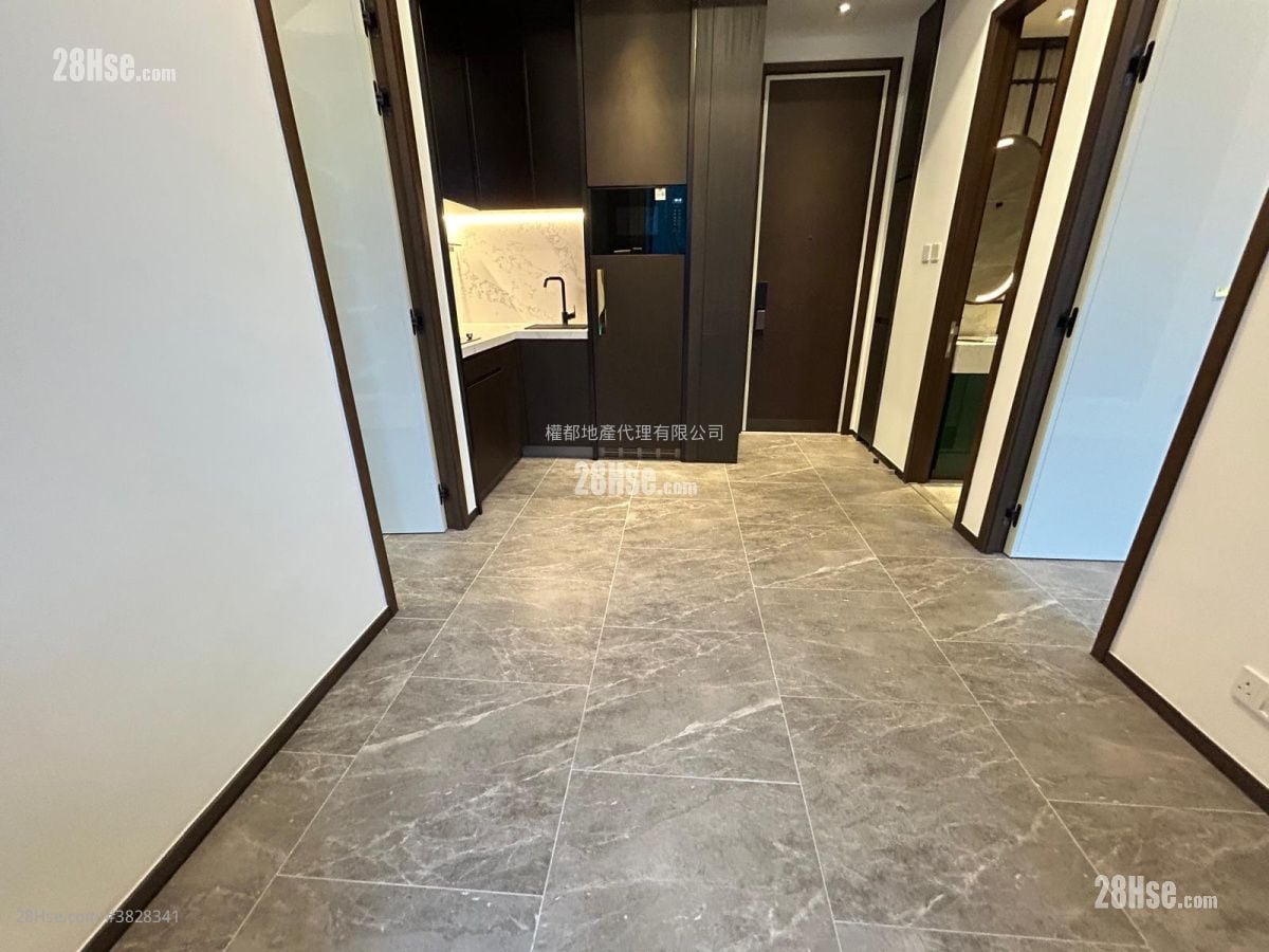 Belgravia Place Rental 2 Bedrooms , 1 Bathroom 339 ft²