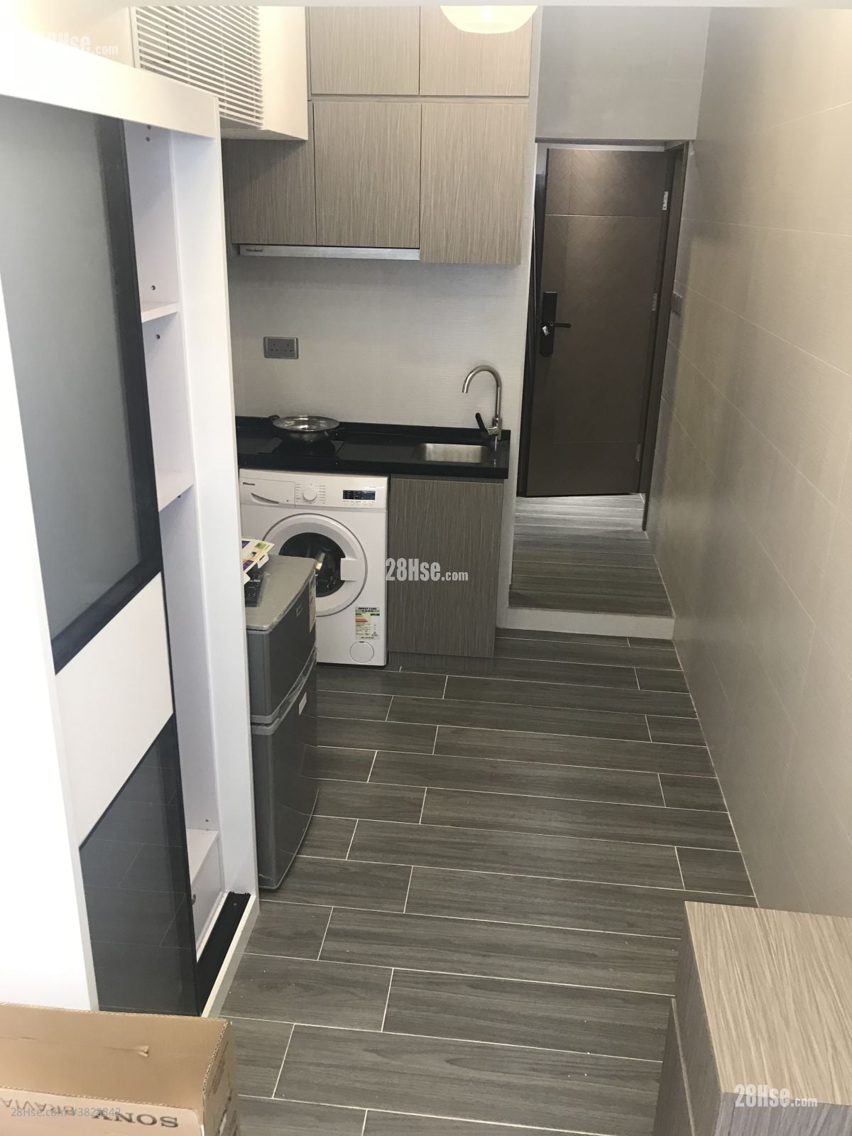 铜锣湾香港大厦 租盘 180 平方尺