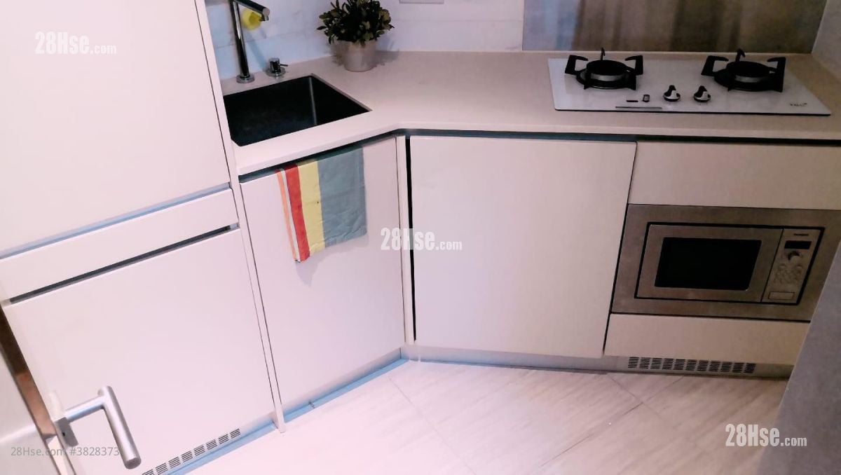 The Reach Sell 2 Bedrooms , 1 Bathroom 420 ft²