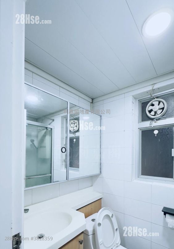 Supernova Stand Sell 1 Bedroom 322 ft²