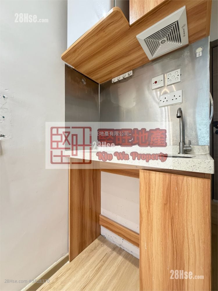 單幢樓房 租盤 開放式間隔 , 1 浴室 120 平方呎