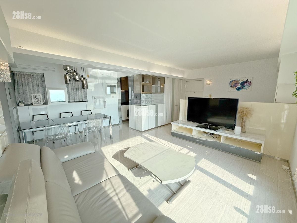 Aegean Coast Sell 2 Bedrooms , 1 Bathroom 811 ft²