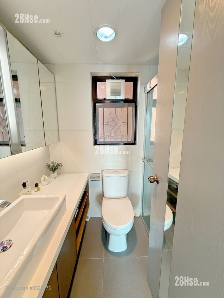 Aegean Coast Sell 2 Bedrooms , 1 Bathroom 811 ft²