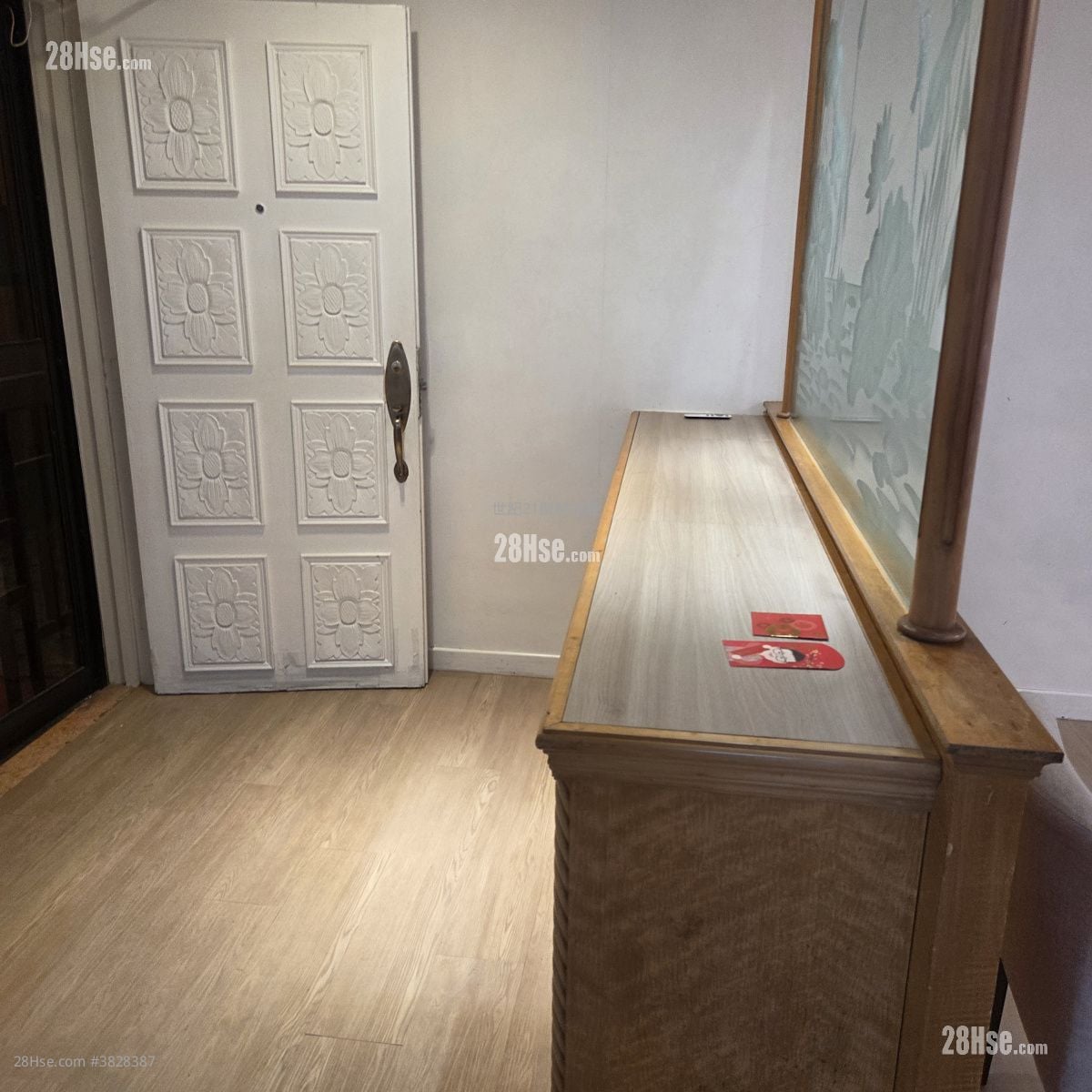 碧華花園 售盤 4 房 , 2 浴室 1,211 平方呎