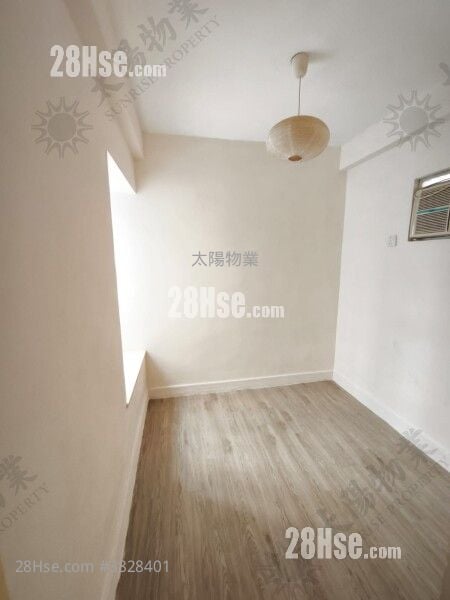 Hip Fai Building Sell 3 Bedrooms 377 ft²