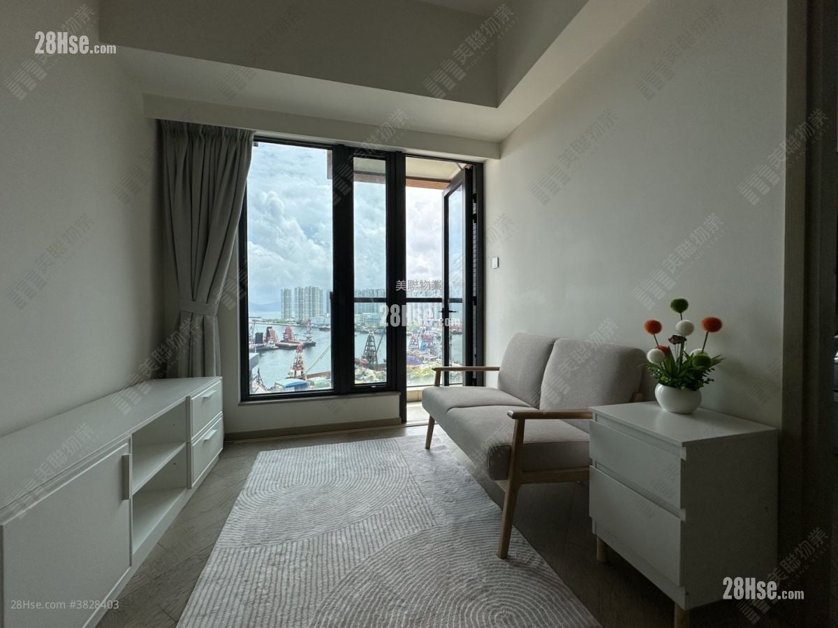 Regency Bay Rental 2 Bedrooms , 1 Bathroom 448 ft²