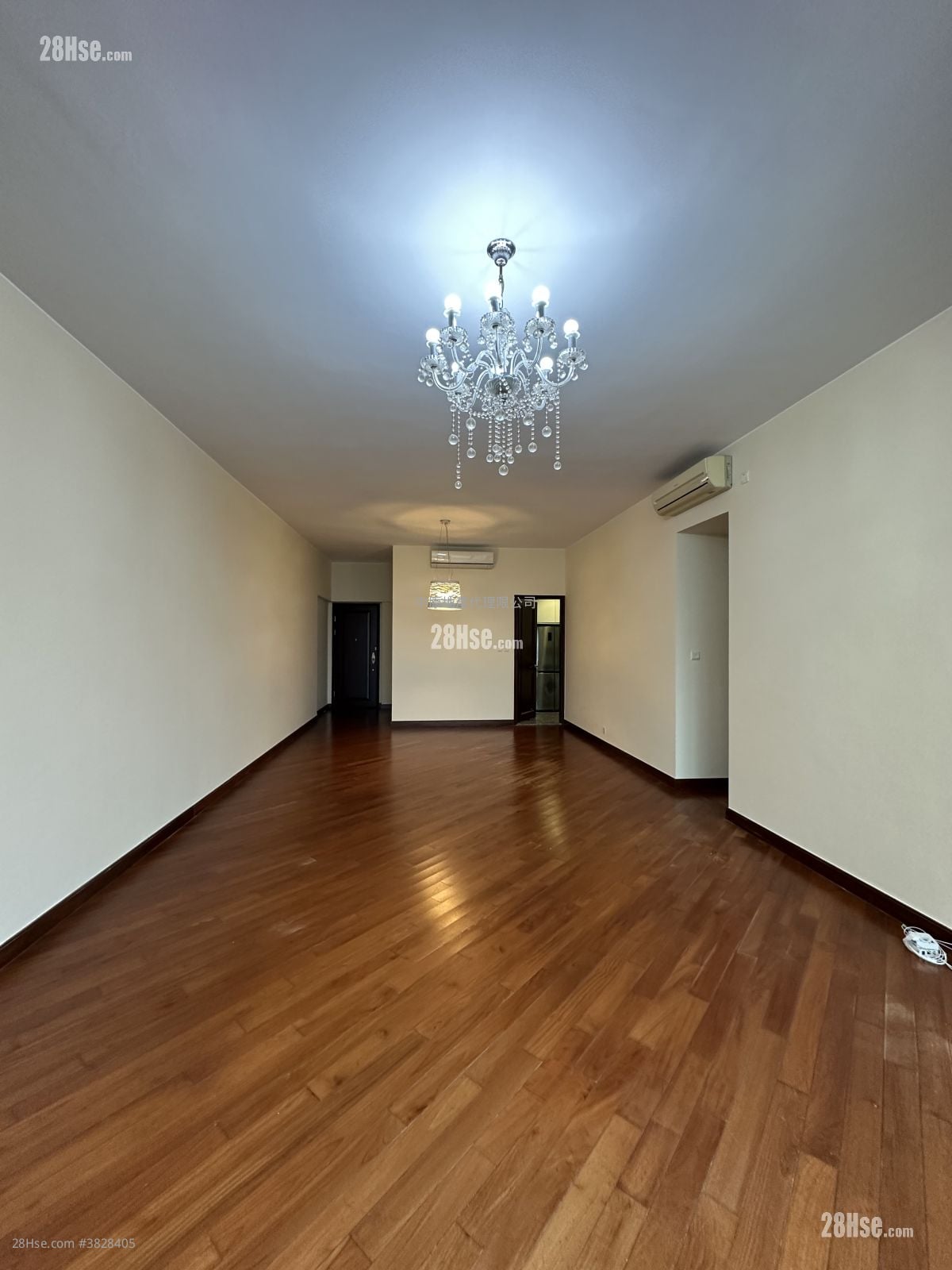 廳: 御龍山 售盤 4 房 , 4 浴室 1,444 平方呎