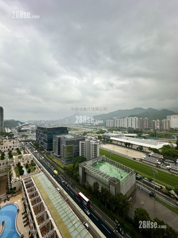 主人房: 御龍山 售盤 4 房 , 4 浴室 1,444 平方呎