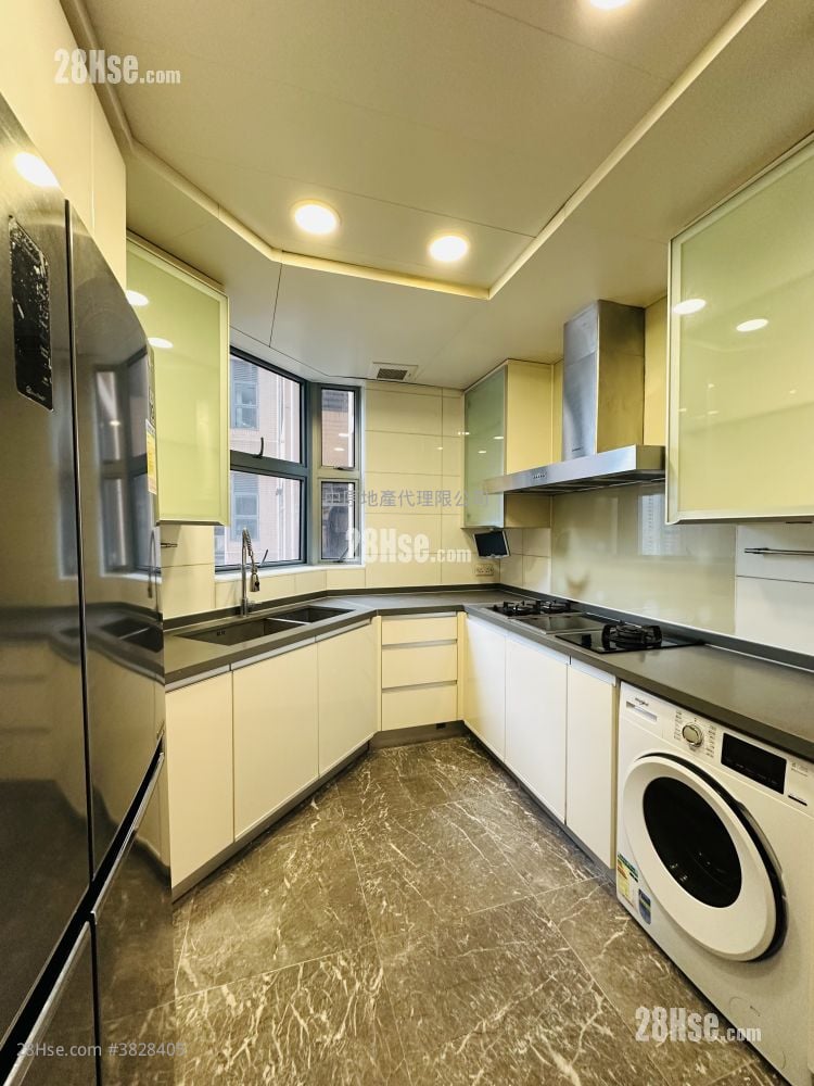 廚房: 御龍山 售盤 4 房 , 4 浴室 1,444 平方呎