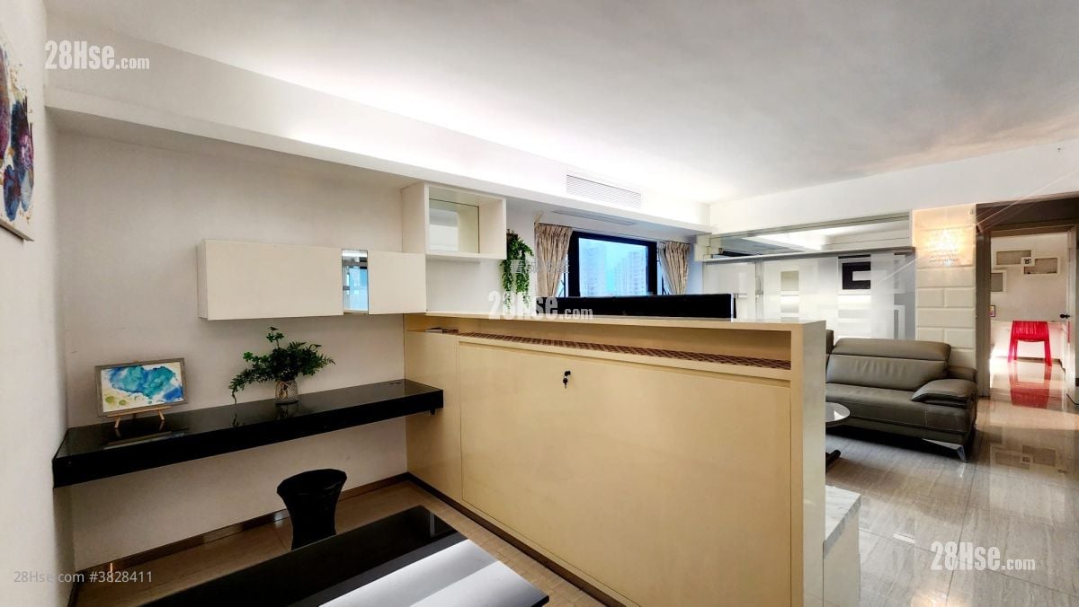 Aegean Coast Sell 3 Bedrooms , 2 Bathrooms 811 ft²