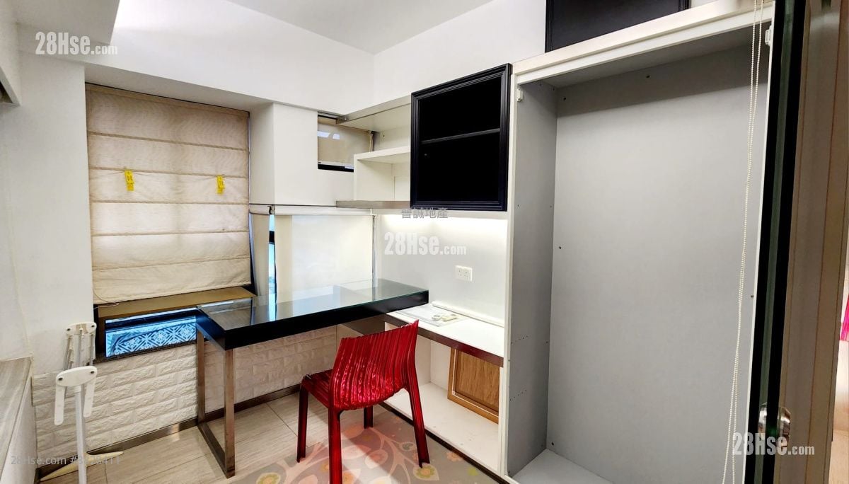 Aegean Coast Sell 3 Bedrooms , 2 Bathrooms 811 ft²