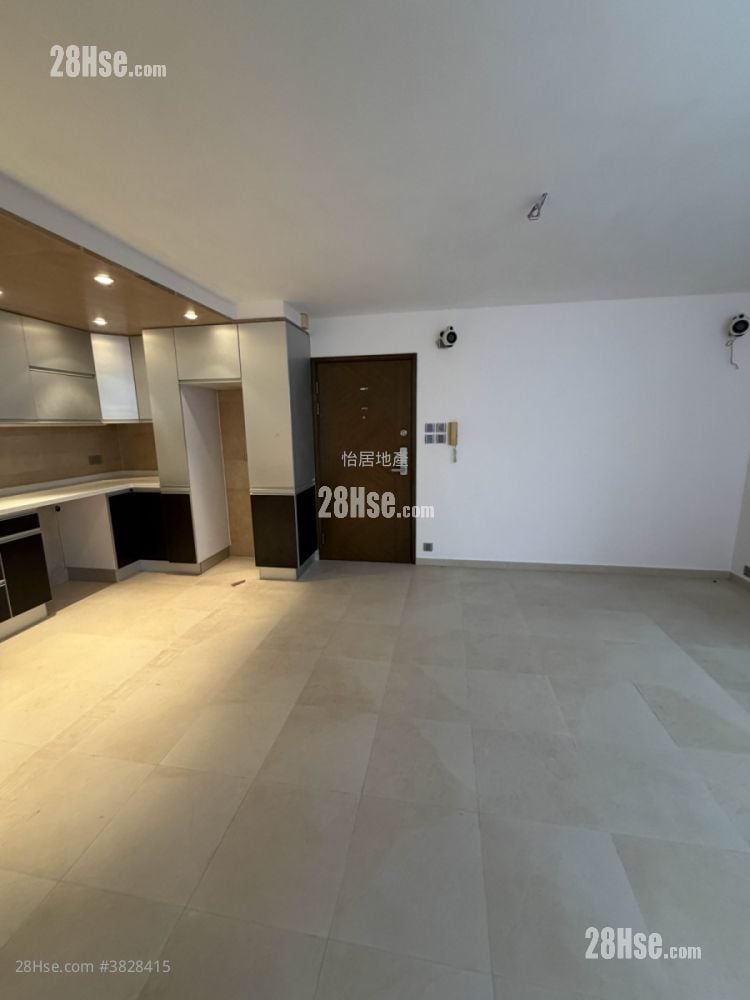Taikoo Shing Sell 2 Bedrooms , 1 Bathroom 582 ft²