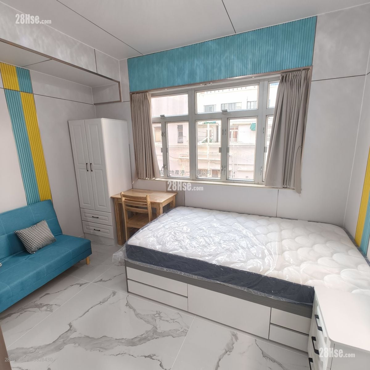 Golden Crown Court Rental Studio , 1 Bathroom 200 ft²