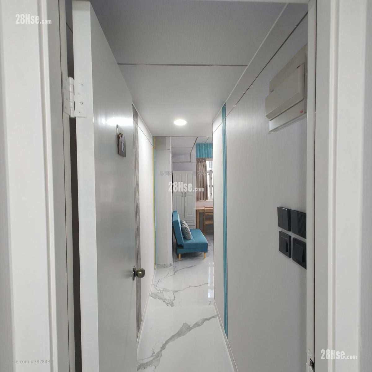 Golden Crown Court Rental Studio , 1 Bathroom 200 ft²