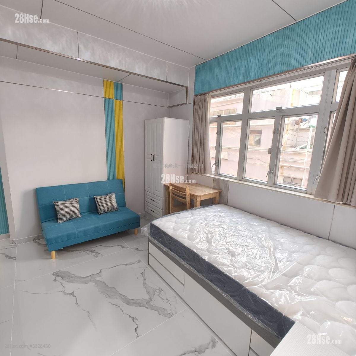 Golden Crown Court Rental Studio , 1 Bathroom 200 ft²