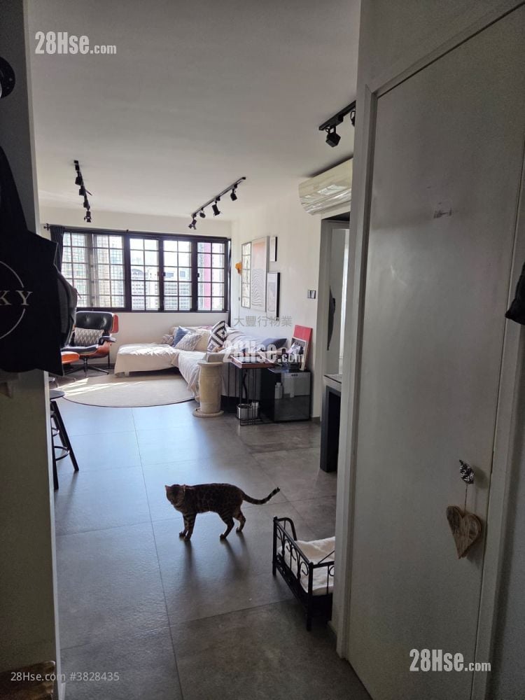 嘉辉台 售盘 3 房 , 2 浴室 1,013 平方尺