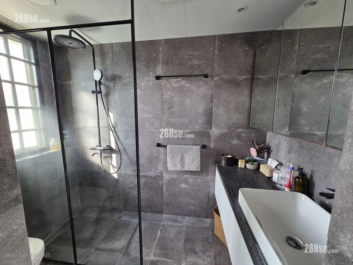 嘉辉台 售盘 3 房 , 2 浴室 1,013 平方尺