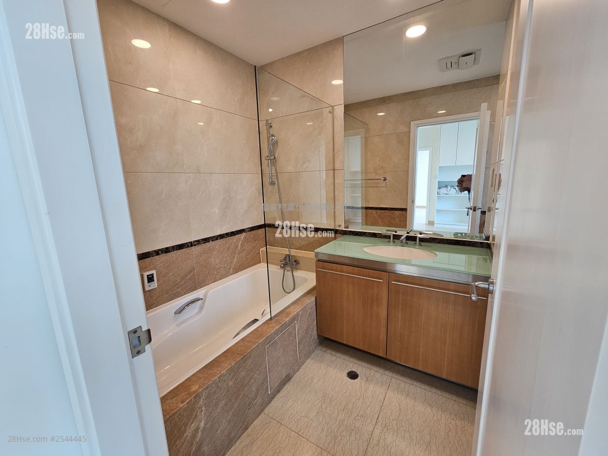 堪仕達道1-3號 租盤 3 房 , 4 浴室 2,155 平方呎