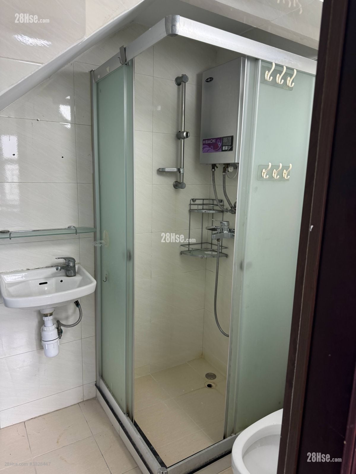 村屋 租盤 1 房 300 平方呎