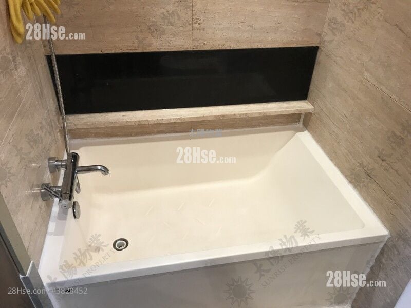 海濱南岸 售盤 3 房 593 平方呎