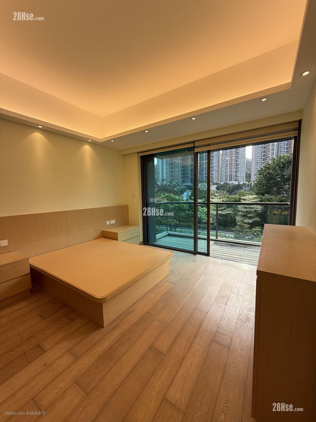 Capri Rental 4 Bedrooms , 4 Bathrooms 1,988 ft²