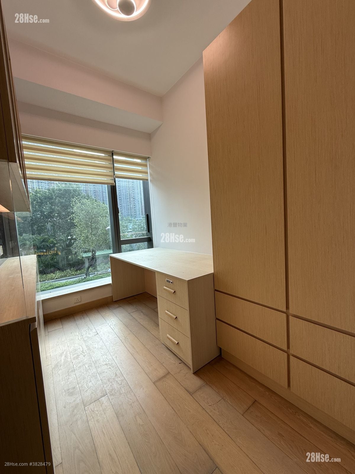 Capri Rental 4 Bedrooms , 4 Bathrooms 1,988 ft²