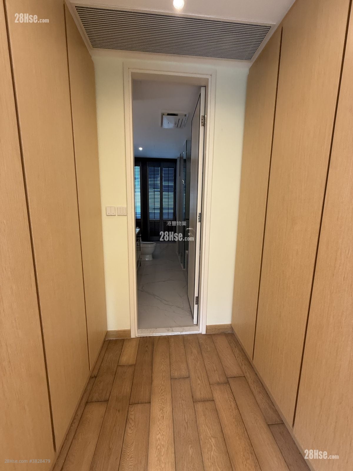 Capri Rental 4 Bedrooms , 4 Bathrooms 1,988 ft²