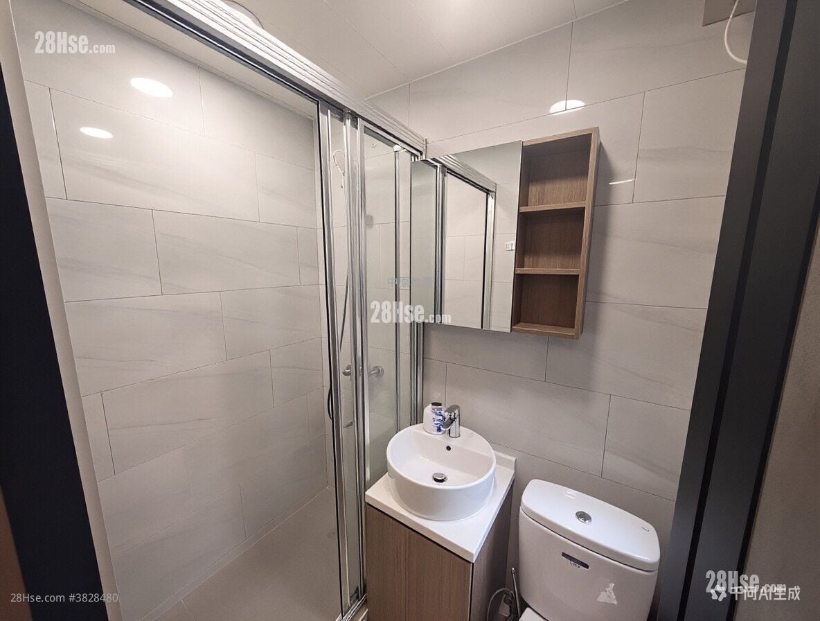 金狮花园 售盘 1 房 , 1 浴室 270 平方尺