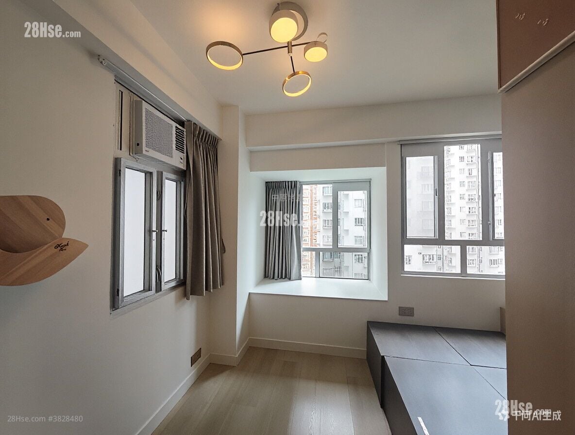 金狮花园 售盘 1 房 , 1 浴室 270 平方尺