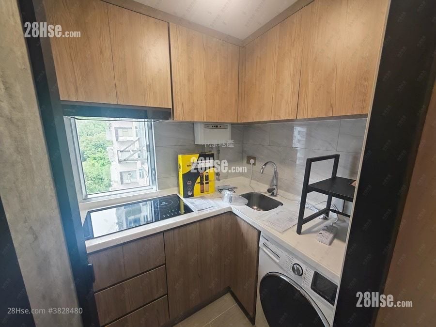 金狮花园 售盘 1 房 , 1 浴室 270 平方尺