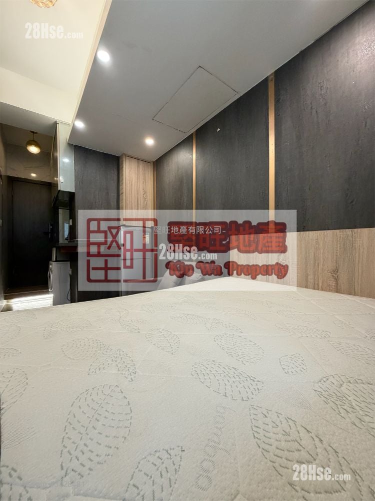 單幢樓房 租盤 開放式間隔 , 1 浴室 130 平方呎