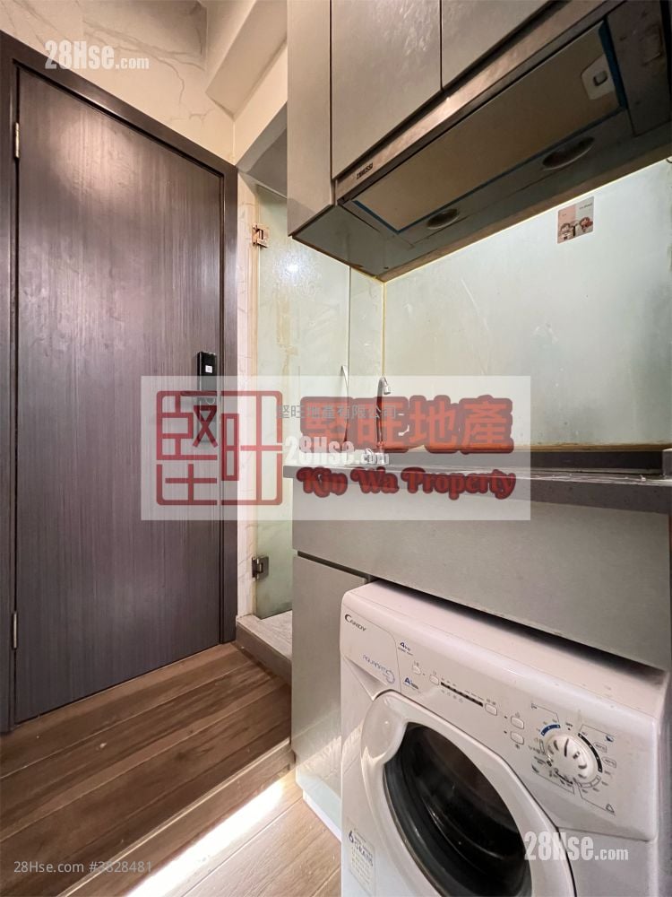 單幢樓房 租盤 開放式間隔 , 1 浴室 130 平方呎