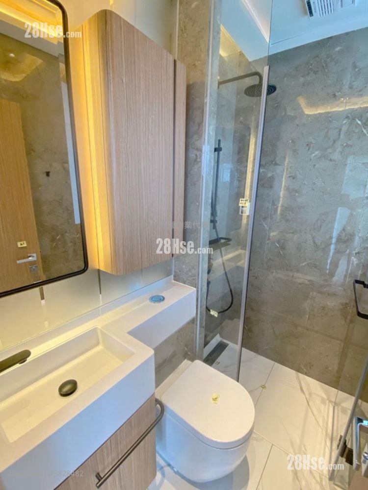 启岸 售盘 2 房 , 2 浴室 425 平方尺